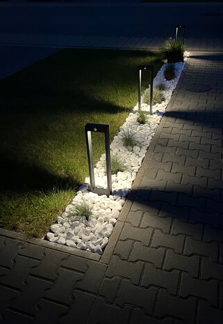 Solar tuinverlichting - padverlichting  - Buitenlamp - Buitenlampen op zonne-energie - met bewegingssensor - Zwart - 60cm