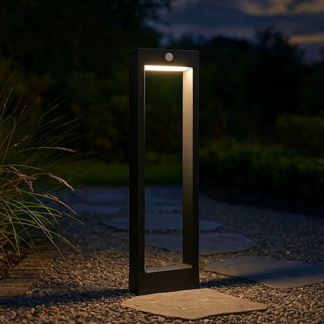 Solar tuinverlichting - padverlichting  - Buitenlamp - Buitenlampen op zonne-energie - met bewegingssensor - Zwart - 60cm